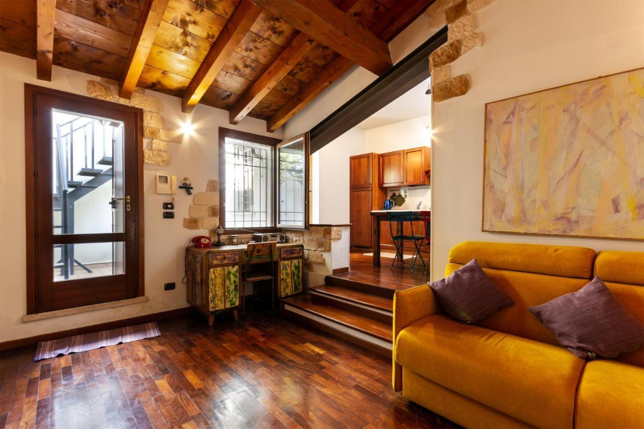 La Terrazza Apartment - Smart Holiday Mantova Exterior foto